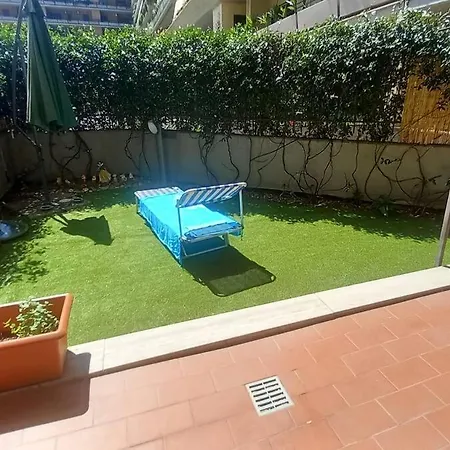 7nani Apartment *